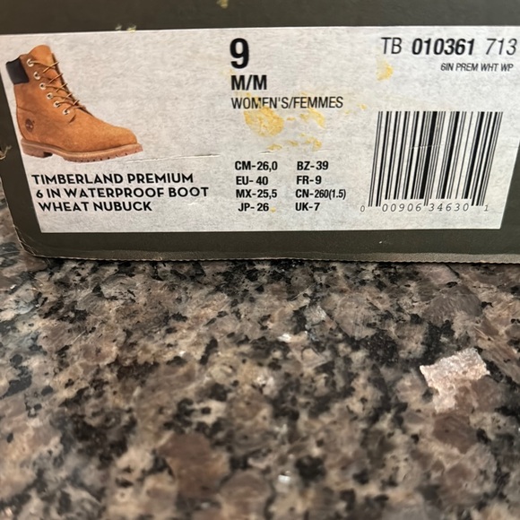 Timberland premium 6 inch waterproof Boots with wheat Nubuck Leather 9 - Picture 13 of 14